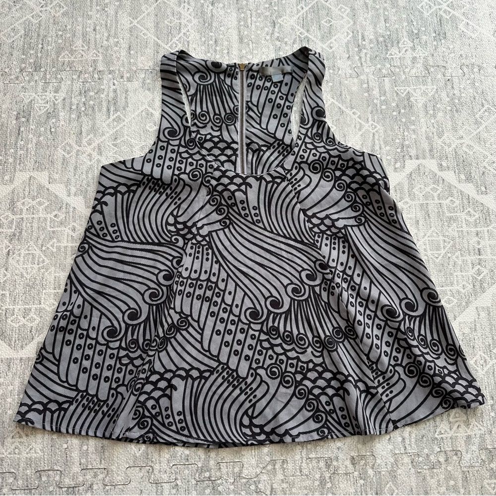 Forever 21 Beachy Wave Flowy Boho Tank Top Blouse with Zipper Back Size XS - Picture 2 of 11